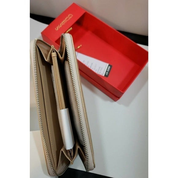 GUESS Factory Woman Champagne Logo Zip-Around Wallet Clutch Bag NWT - Picture 4 of 12